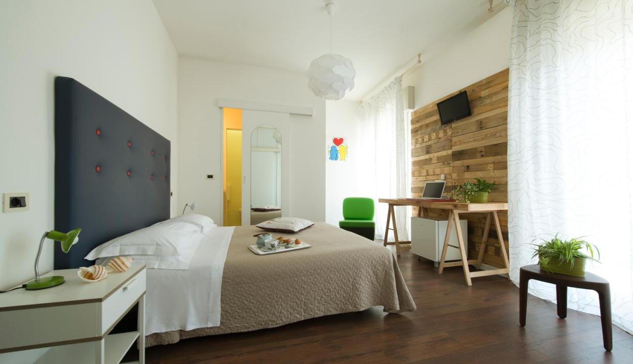 Nice Hotel Bibione Habitación foto